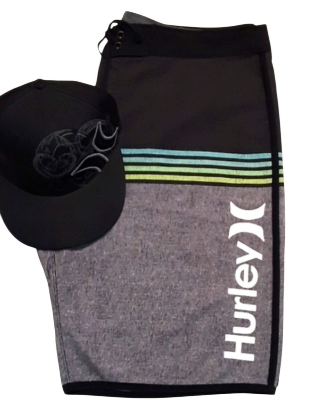 Hurley Board Shorts with Flex Cap. Men's Size: Shorts 34/Cap OS.